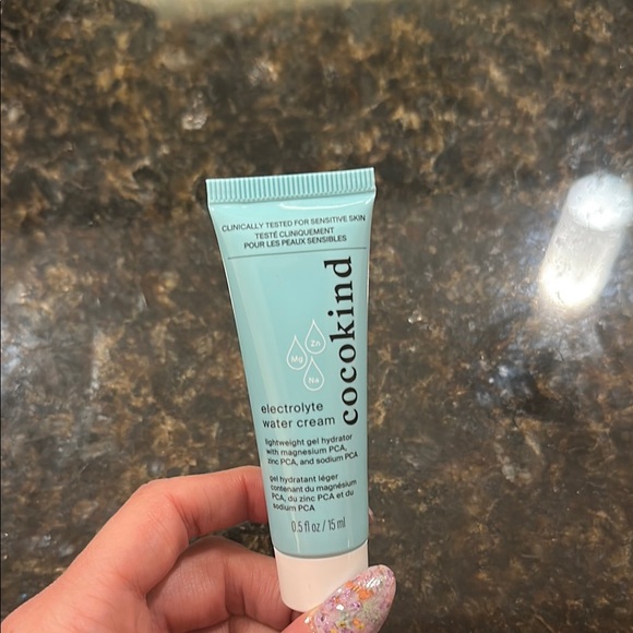 Cocokind Electrolyte Water Cream 0.5 fl oz New Never Used - Picture 1 of 2